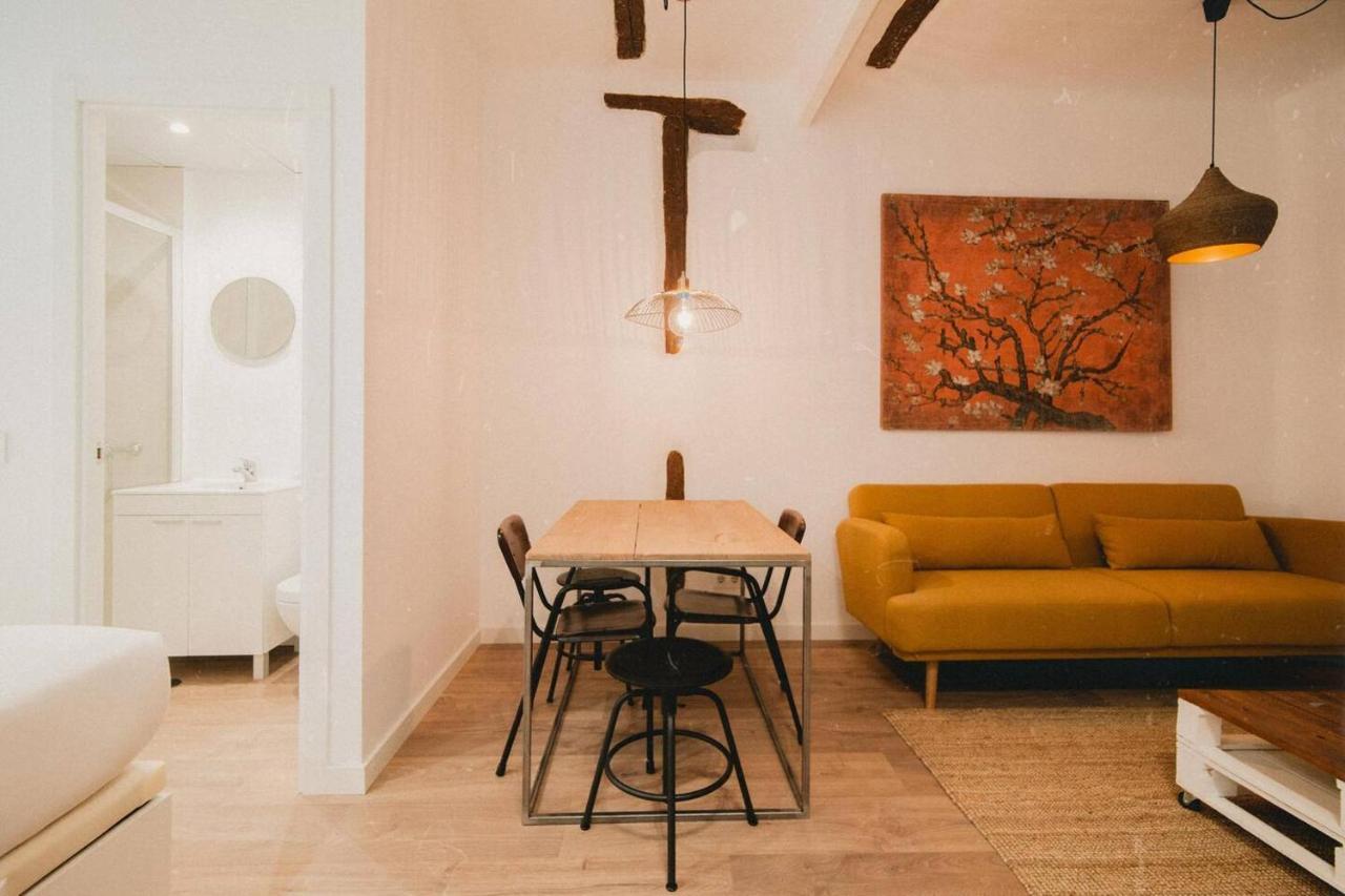 Charming Design Apartment Reina Sofia มาดริด ภายนอก รูปภาพ